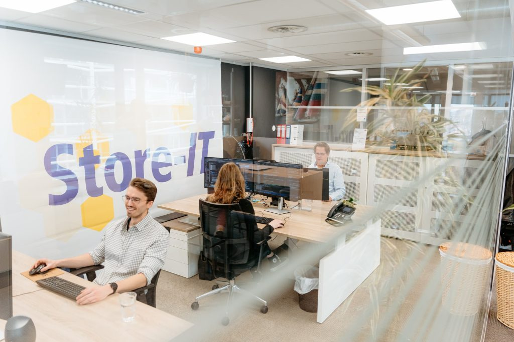 Store-IT